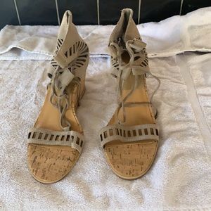 Dolce Vita wedge Sandel never worn